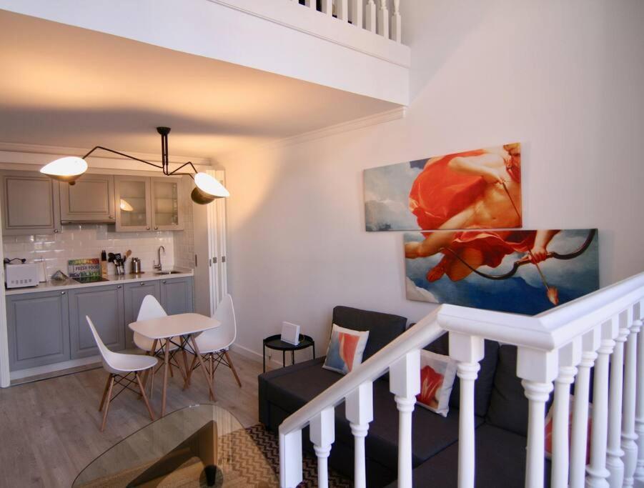 Appartement En Un Edificio Senorial: Duplex Totalmente Nuevo. à Vigo Extérieur photo